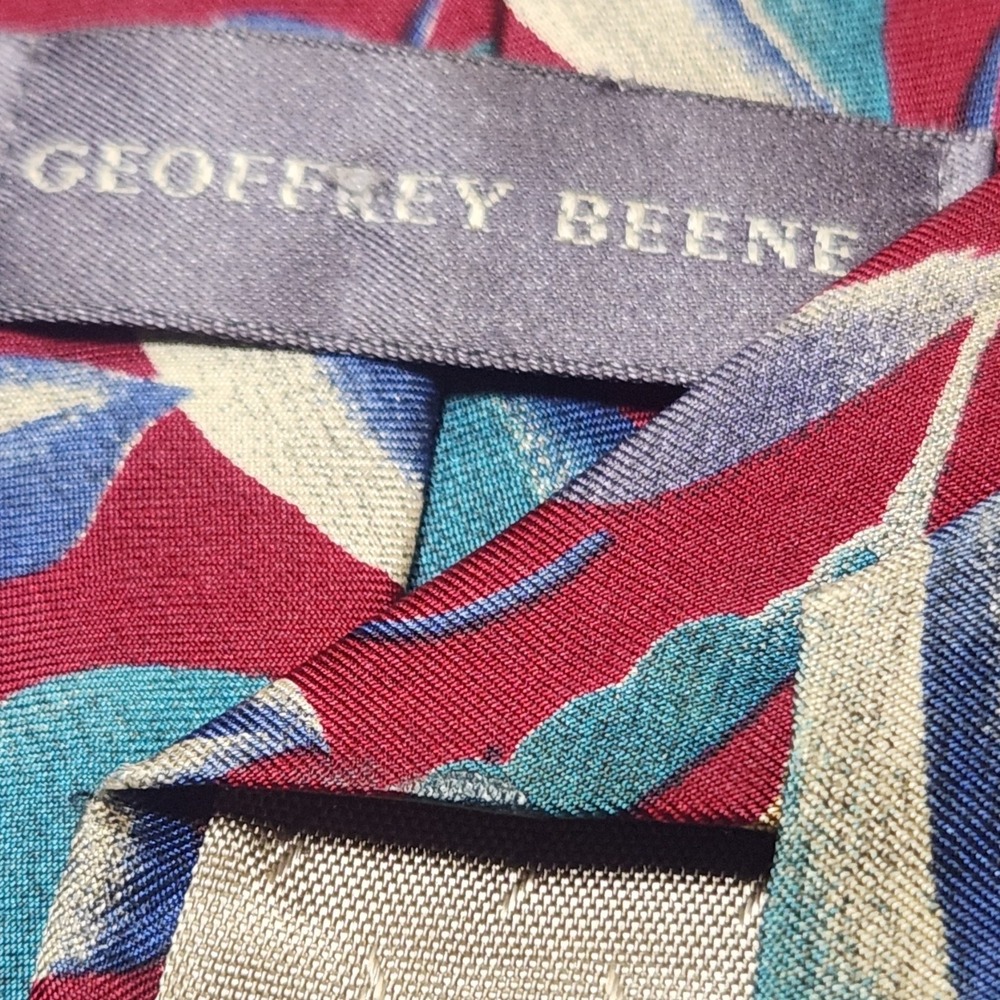 VINTAGE Geoffrey Beene Tie Mens Silk Abstract Floral Geometric Burgundy Blue 90s - Picture 3 of 4